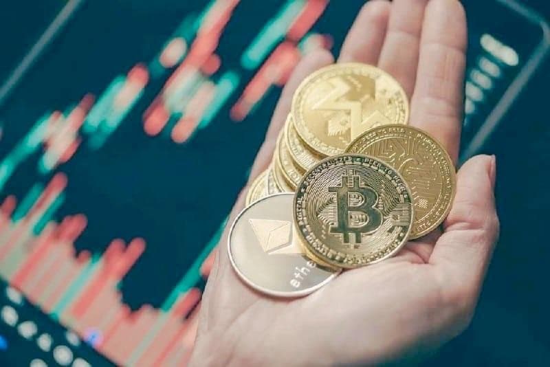 Investors pour $440M into cryptocurrencies despite recent crash